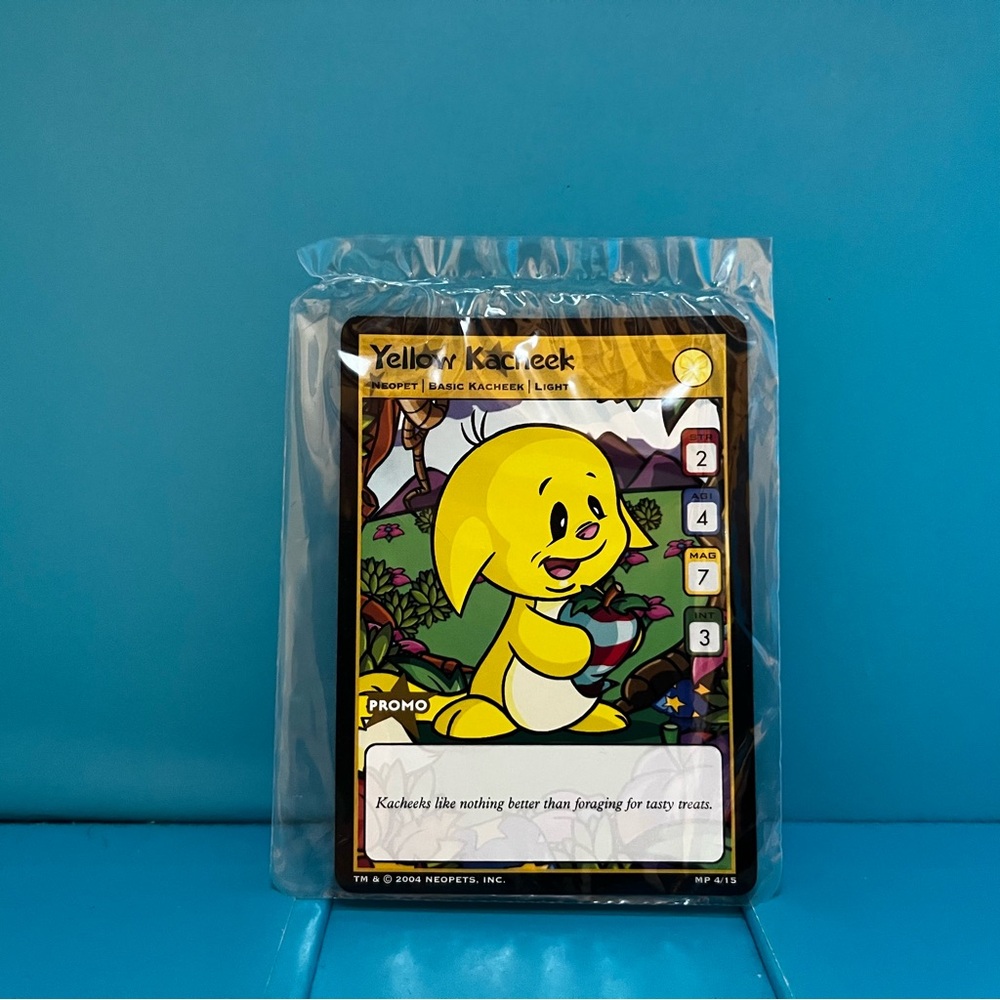 McDonald’s Neopets TCG Yellow Kacheek Promo 4/15 - 2004